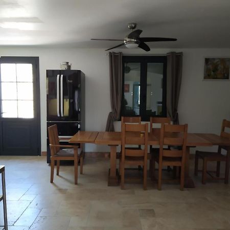 Grand Appartement En Face Du Village Moustiers-Sainte-Marie Exterior foto